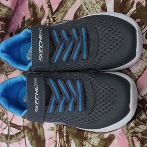 Sketchers Childrens Dynamight-Hyper Torque shoes